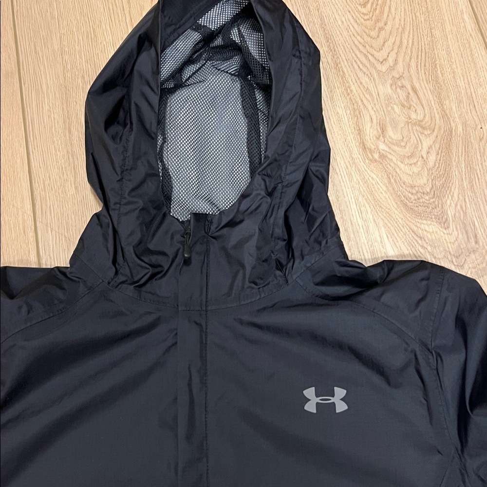 Under Armour Midnight Black Hooded Jacket - Picture 2 of 6